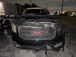 2017 GMC Yukon SLT - Exterior Front Center Image
